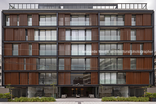 edifício pátio jurerê ark7 arquitetos