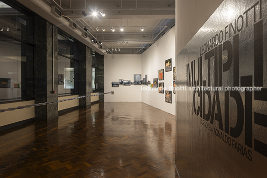 leonardo finotti: são paulo, multiplicidade - caixa cultural agnaldo farias