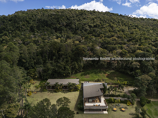 residência mondesir tiago freire