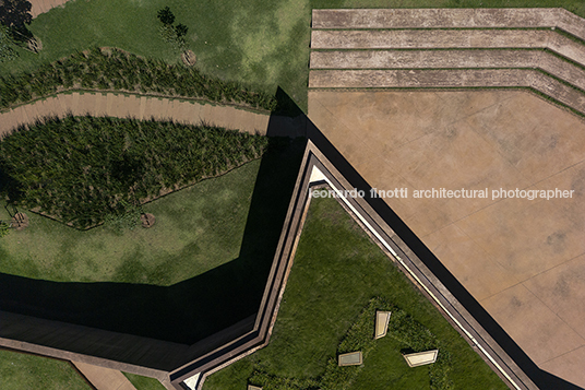 memorial vítimas brumadinho gustavo penna