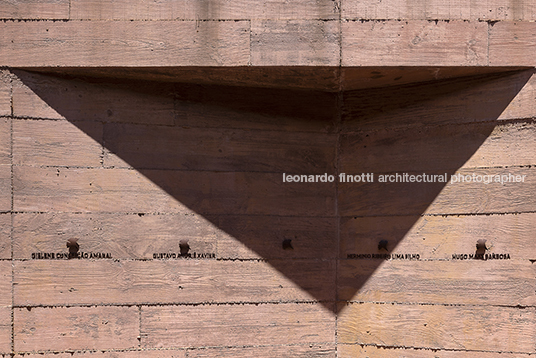 memorial vítimas brumadinho gustavo penna