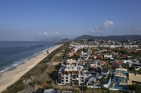 edifício em camboinhas alessandra lima