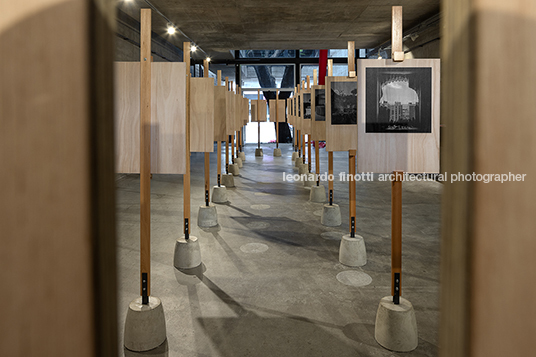 lina por finotti - espacio de cultura 3 plazas del colegio de arquitectos anibal mangoni