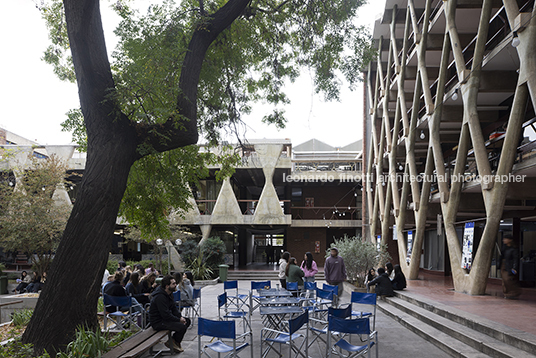 facultad de arquitectura de la um enrico tedeschi