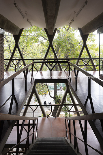 facultad de arquitectura de la um enrico tedeschi