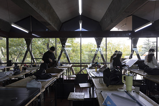 facultad de arquitectura de la um enrico tedeschi