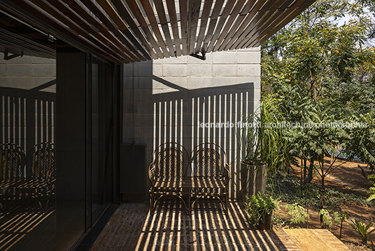 vila iapó arquitetos associados