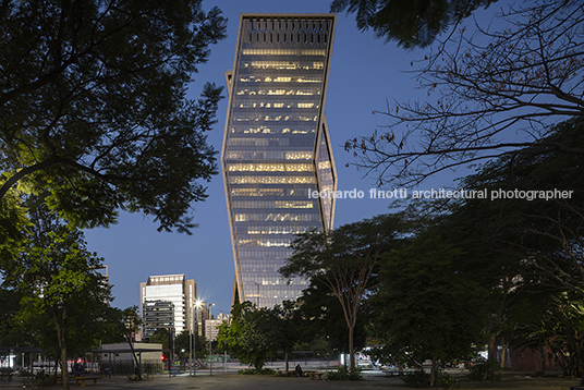 faria lima square kohn pedersen fox associates