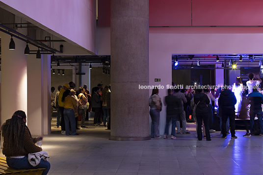 sesc 24 de maio paulo mendes da rocha