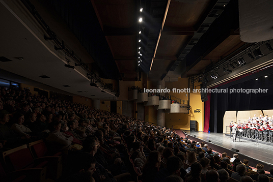 sesc pinheiros miguel juliano e silva