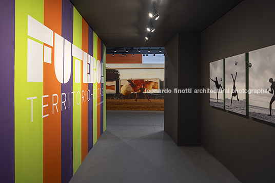 exposição futebol território-êxtase/viafoto eder chiodetto