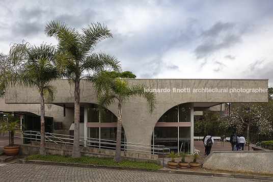 sesc itaquera eduardo de castro mello