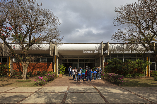 sesc itaquera eduardo de castro mello