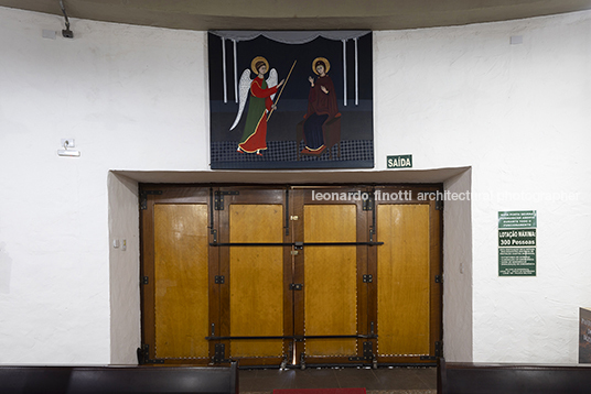 igreja espirito santo do cerrado lina bo bardi
