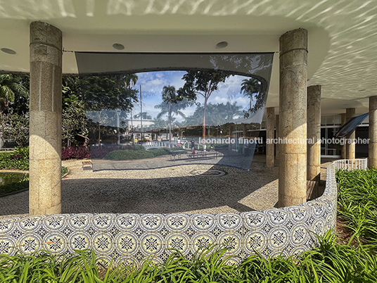 leonardo finotti trans:paisagem - casa do baile eder ribeiro