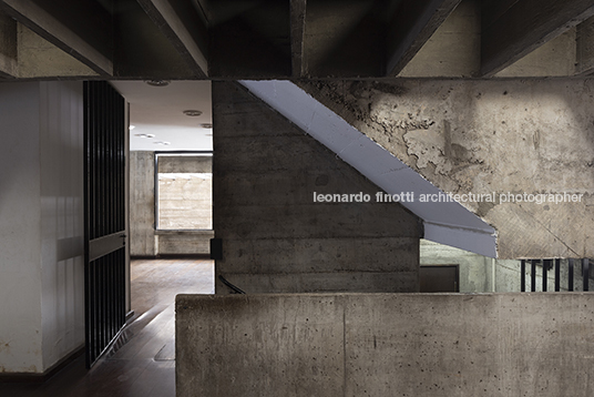 edifício guaimbé paulo mendes da rocha