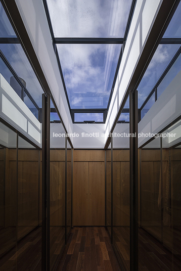 casa jf jobim carlevaro arquitetos