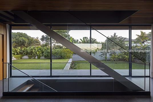 casa jf jobim carlevaro arquitetos