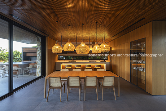 casa jf jobim carlevaro arquitetos