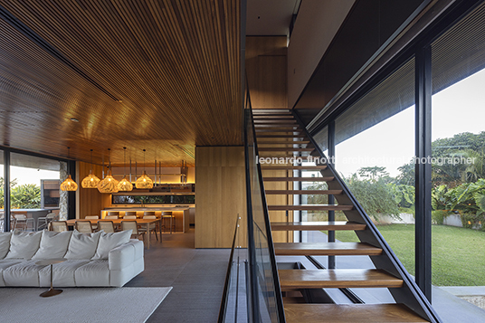 casa jf jobim carlevaro arquitetos