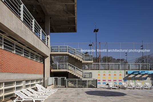 sesc araraquara abrahão sanovicz